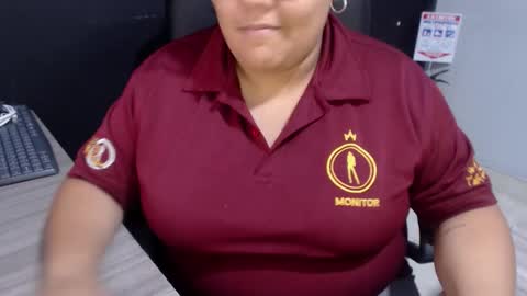 Snapshot of angy_ro12 chatting on 02-20-26, 09:15 angy online show from 02-20-26, 09:15