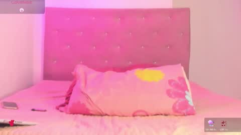 aniaross18 online show from 11-19-25, 03:28