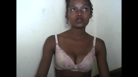 Snapshot of anicha_69 chatting on 05-23-26, 08:29 anicha_69 online show from 05-23-26, 08:29