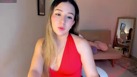 Snapshot of aniie_pink18 chatting on 07-13-26, 12:19 Maria online show from 07-13-26, 12:19