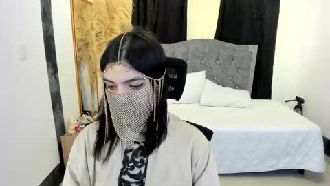 Anissa online show from 02-06-26, 04:10