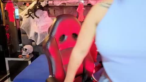 Ani  online show from 10-24-25, 03:03