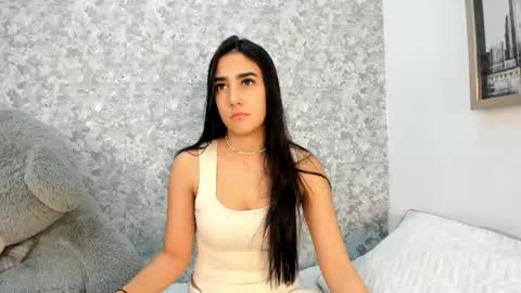 anika_h online show from 04-17-26, 12:19