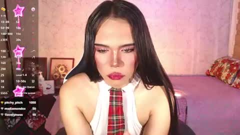 Snapshot of anikkafox chatting on 11-08-25, 05:07 Nikka online show from 11-08-25, 05:07