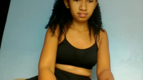 Snapshot of anitaazzh chatting on 06-08-26, 06:25 anitaazzh online show from 06-08-26, 06:25