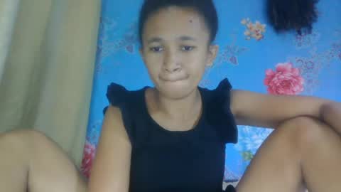 Snapshot of anitaazzh chatting on 06-21-26, 07:44 anitaazzh online show from 06-21-26, 07:44