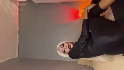 Miss Ann online show from 10-09-25, 10:52