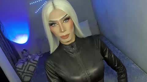 Miss Ann online show from 11-30-25, 07:23