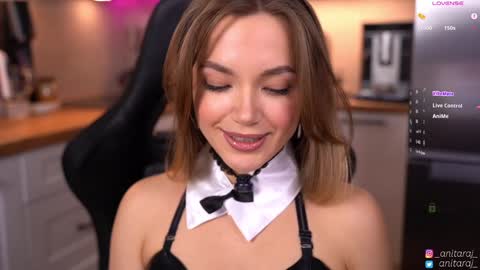 Im Anita thumb up me please its important online show from 12-18-25, 07:09