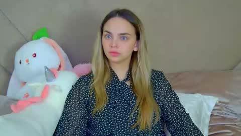 AnitaVenture online show from 10-15-25, 04:45