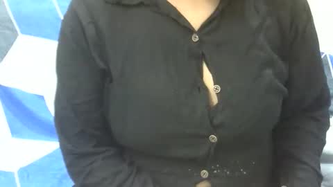 Snapshot of anjali_dogra786 chatting on 09-26-25, 07:51 anjali_dogra786 online show from 09-26-25, 07:51