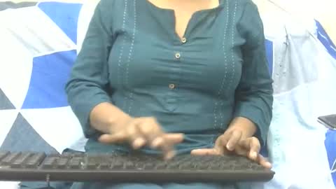 Snapshot of anjali_dogra786 chatting on 10-02-25, 08:10 anjali_dogra786 online show from 10-02-25, 08:10
