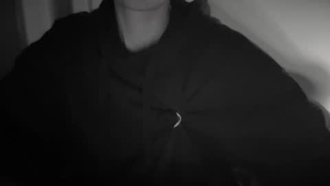 Anje online show from 10-27-25, 06:12