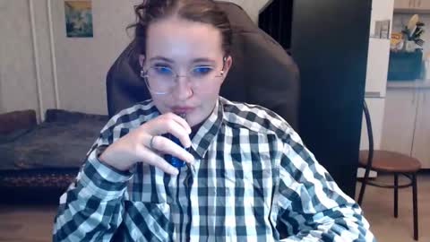 Nameless online show from 10-22-25, 04:29