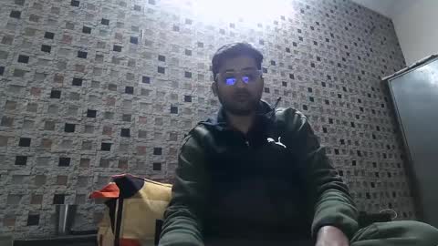 Snapshot of ankur1722 chatting on 01-20-25, 05:59 Slave looking for Mistress online show from 01-20-25, 05:59