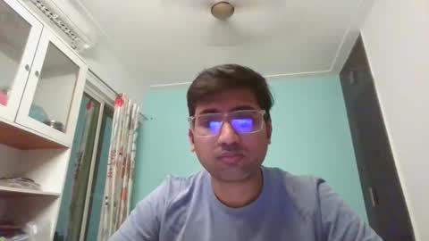 Snapshot of ankur1722 chatting on 06-09-26, 06:19 Slave looking for Mistress online show from 06-09-26, 06:19