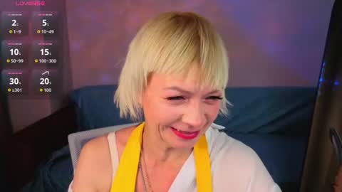 Snapshot of ann_annise chatting on 06-19-26, 04:44 ann_annise online show from 06-19-26, 04:44