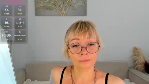 Snapshot of ann_annise chatting on 07-14-26, 09:14 ann_annise online show from 07-14-26, 09:14