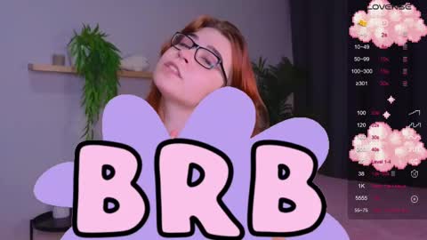 Snapshot of ann_couette chatting on 02-08-25, 09:56 Im Ann welcome in my room PVT is open online show from 02-08-25, 09:56