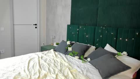 Snapshot of ann_garcia chatting on 02-20-26, 06:26 ann online show from 02-20-26, 06:26