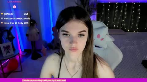 ann_woood online show from 05-04-26, 06:37