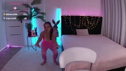 ann_woood online show from 05-12-26, 02:58