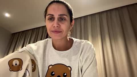 Anna online show from 11-08-25, 07:56