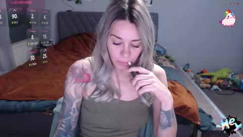 Anadirectgirl online show from 10-25-25, 06:02