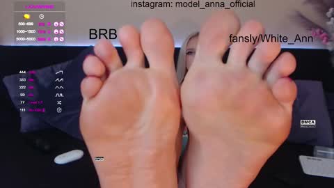 anna_bonbon online show from 11-19-25, 01:00