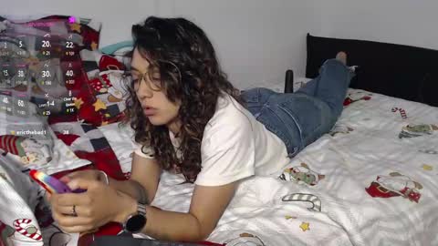 Snapshot of anna_dlove_cam chatting on 12-27-24, 07:03 Anna online show from 12-27-24, 07:03