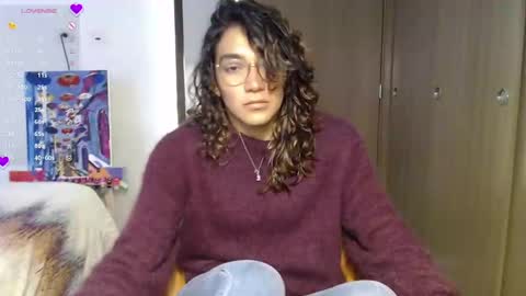 Snapshot of anna_dlove_cam chatting on 01-10-25, 03:27 Anna online show from 01-10-25, 03:27