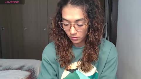 Snapshot of anna_dlove_cam chatting on 10-01-25, 02:45 Anna online show from 10-01-25, 02:45