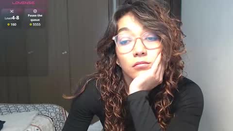 Snapshot of anna_dlove_cam chatting on 10-09-25, 04:05 Anna online show from 10-09-25, 04:05