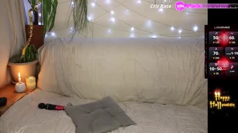 Anna  online show from 10-31-25, 08:26