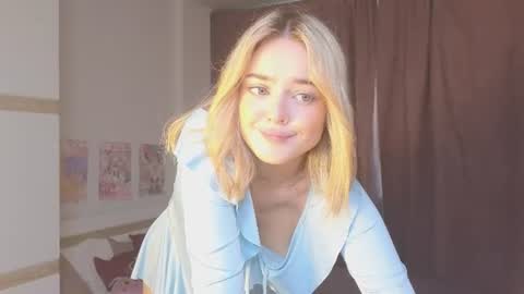 Snapshot of anna_nickol chatting on 08-05-26, 02:31 Anna online show from 08-05-26, 02:31