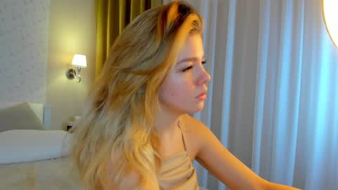 Anna online show from 12-31-24, 01:04