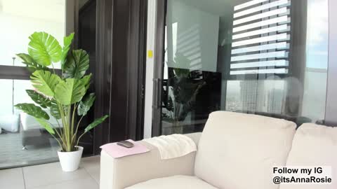 Anna online show from 12-21-24, 04:19