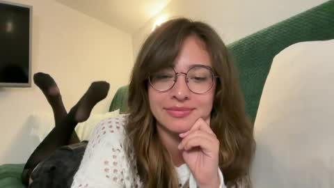 Snapshot of anna_skye chatting on 06-25-26, 07:07 Anna Skye online show from 06-25-26, 07:07