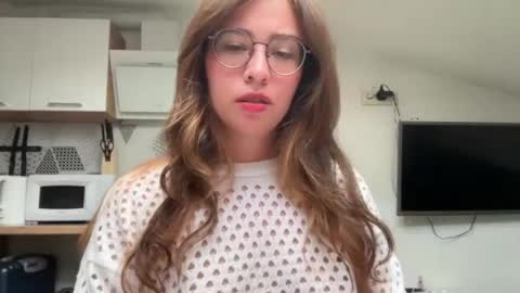 Snapshot of anna_skye chatting on 06-27-26, 09:14 Anna Skye online show from 06-27-26, 09:14