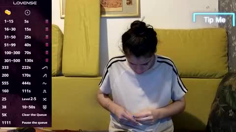 Anna online show from 11-18-25, 04:06