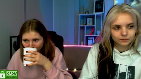 Snapshot of anna_sunshines chatting on 12-09-24, 10:32 Anna pvt is open online show from 12-09-24, 10:32