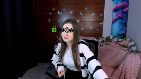 Snapshot of anna_sunshines chatting on 12-18-24, 10:40 Anna pvt is open online show from 12-18-24, 10:40