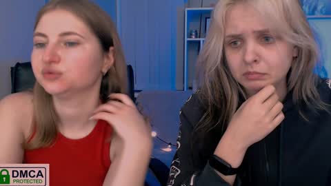 Snapshot of anna_sunshines chatting on 12-27-24, 08:39 Anna pvt is open online show from 12-27-24, 08:39