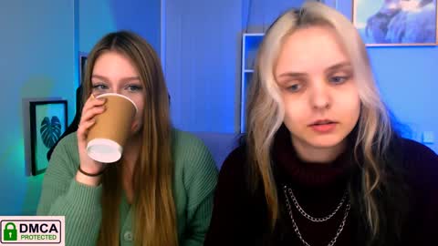 Snapshot of anna_sunshines chatting on 12-30-24, 10:43 Anna pvt is open online show from 12-30-24, 10:43