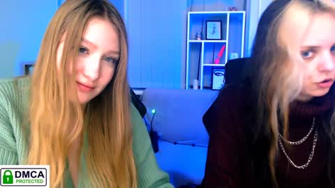 Snapshot of anna_sunshines chatting on 12-30-24, 01:47 Anna pvt is open online show from 12-30-24, 01:47