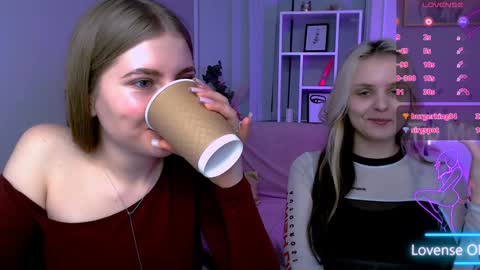 Snapshot of anna_sunshines chatting on 01-29-25, 10:48 Anna pvt is open online show from 01-29-25, 10:48