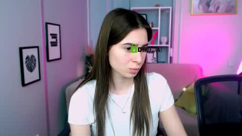 Snapshot of anna_sunshines chatting on 02-11-25, 01:20 Anna pvt is open online show from 02-11-25, 01:20