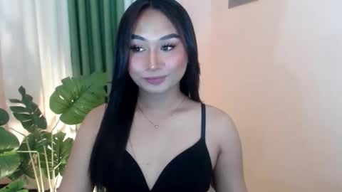 Snapshot of anna_thompsonxx chatting on 09-30-25, 01:54 SWEET ANNA online show from 09-30-25, 01:54