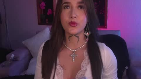 Snapshot of annaa__ chatting on 03-24-26, 02:16 annaa__ online show from 03-24-26, 02:16