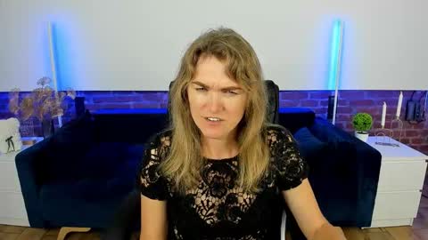 Annabel online show from 09-11-25, 06:41